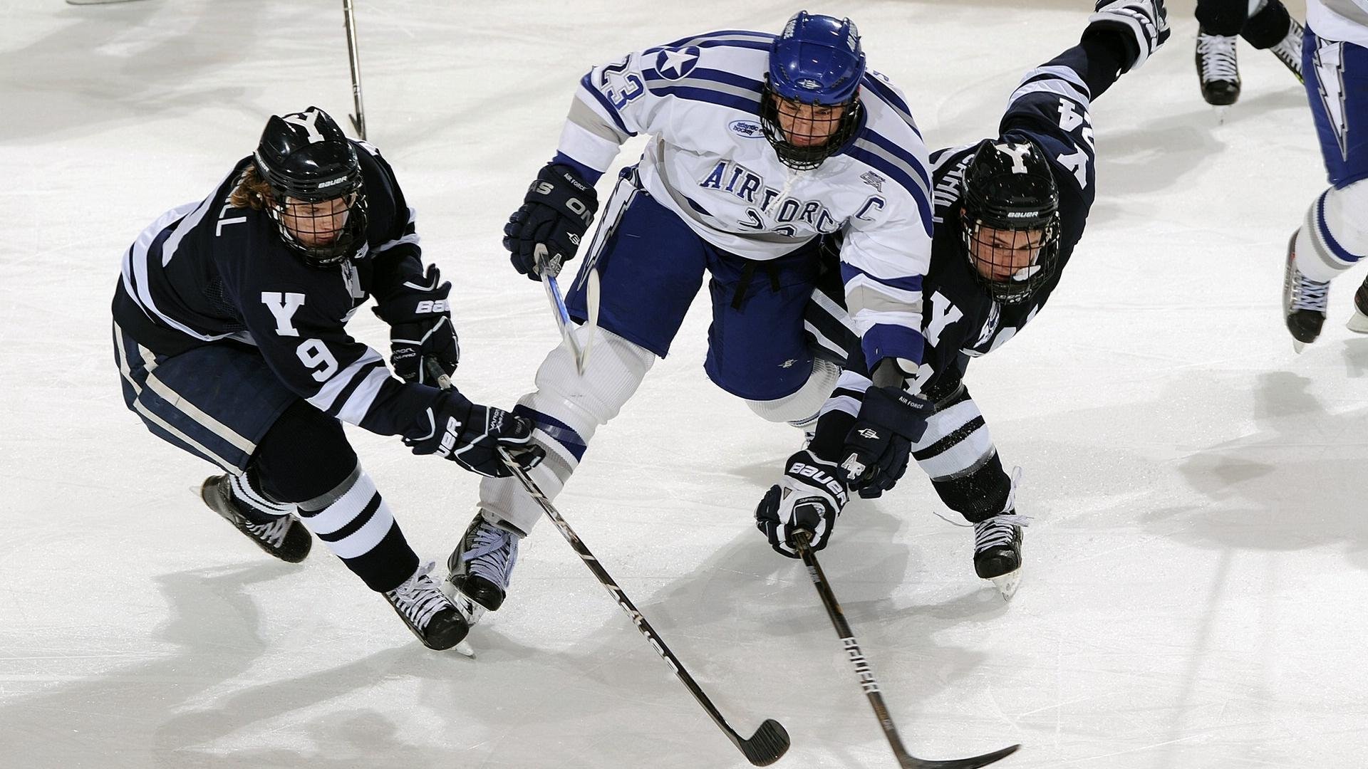 伦敦马拉松选手冲破纪录,赛事精彩纷呈,伦敦马拉松视频全程回放